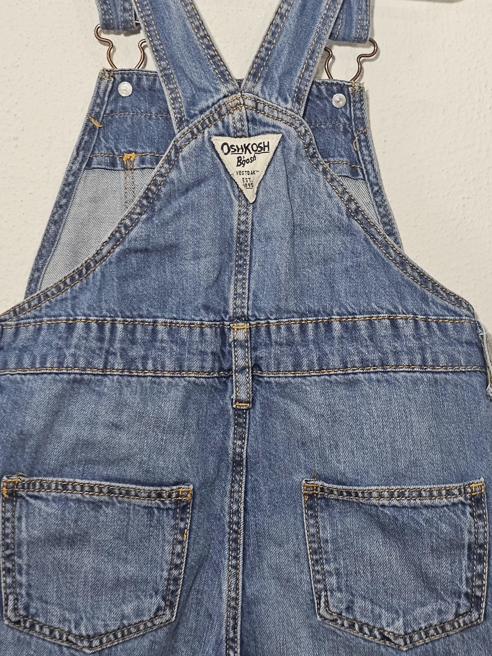 OshKosh B'gosh Girls Jean Overalls Shorts Size 5 Classic Vestbak Heritage Style - Picture 4 of 13
